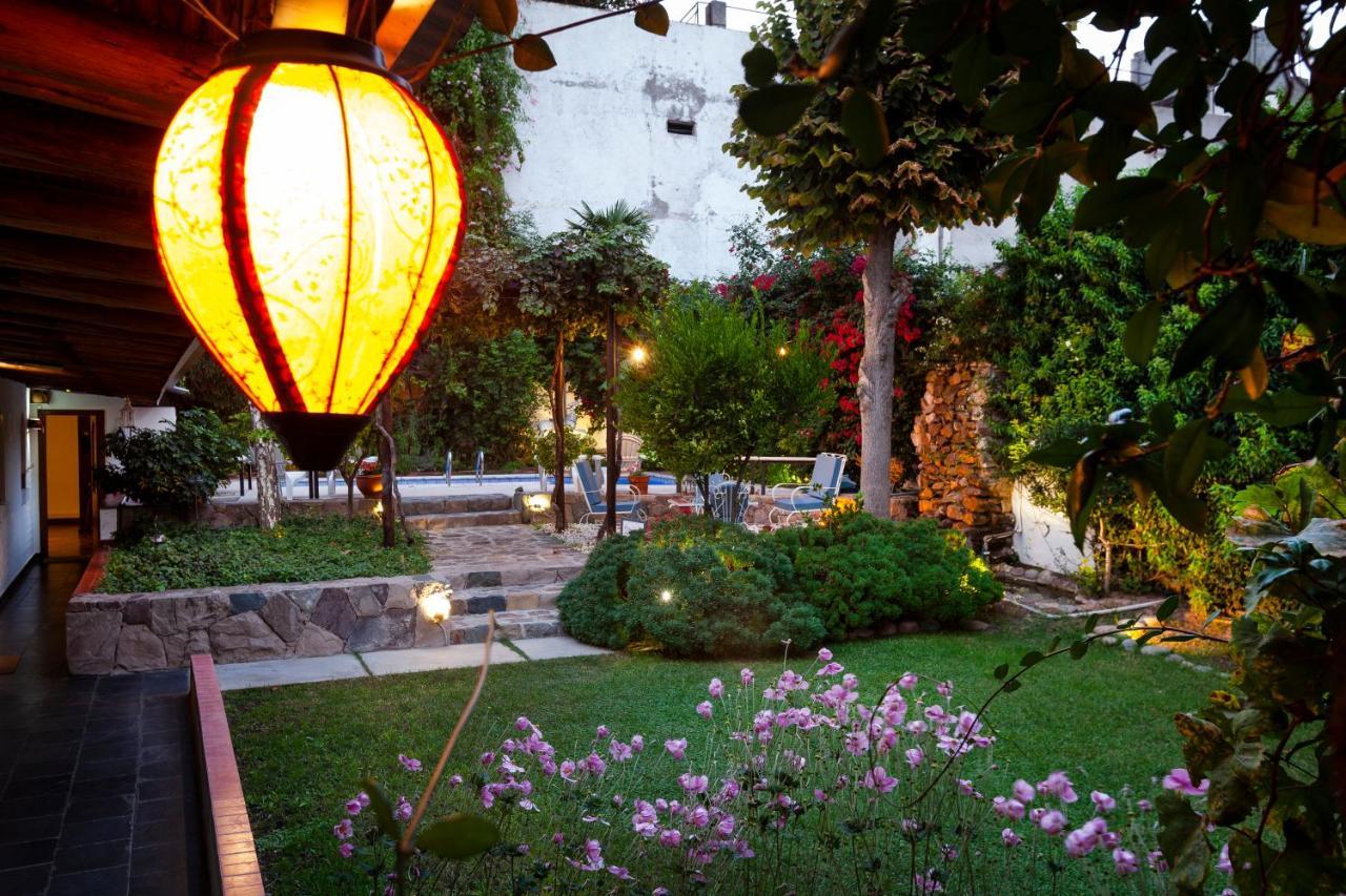 Posada De Rosas Mendoza Exterior photo